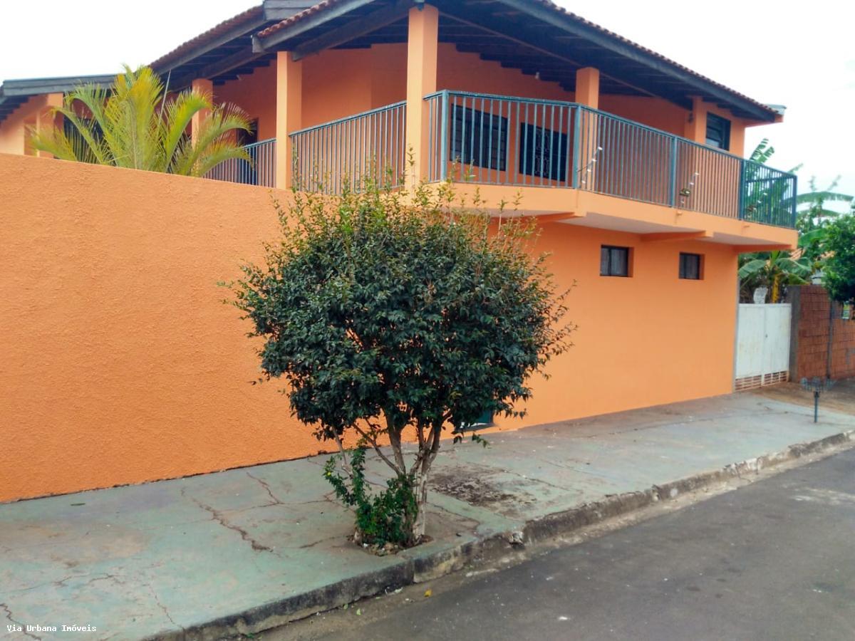 Casa à venda com 3 quartos, 268m² - Foto 9