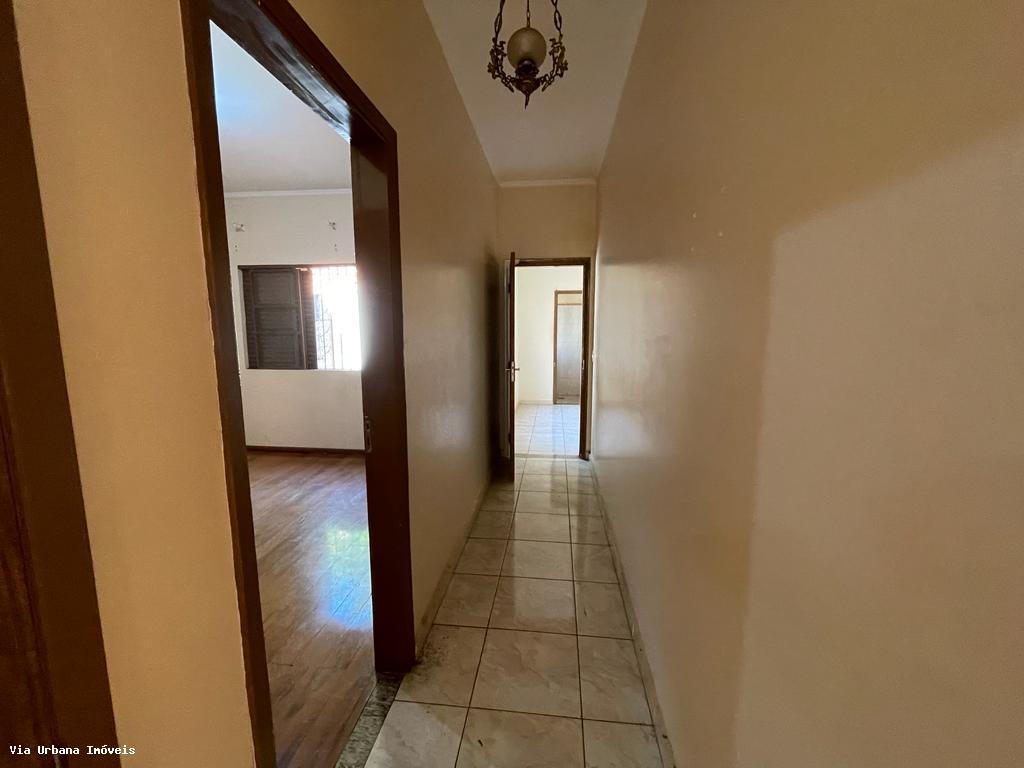 Casa à venda com 3 quartos - Foto 4