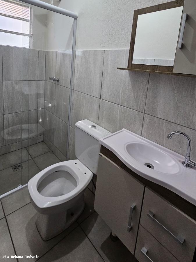 Casa à venda com 4 quartos, 200m² - Foto 5