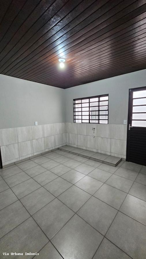 Casa à venda com 4 quartos, 200m² - Foto 7