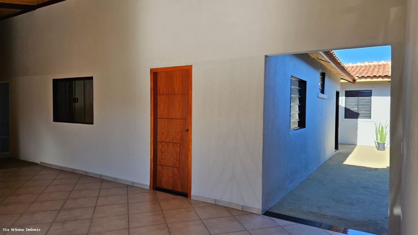 Casa à venda com 4 quartos, 200m² - Foto 22