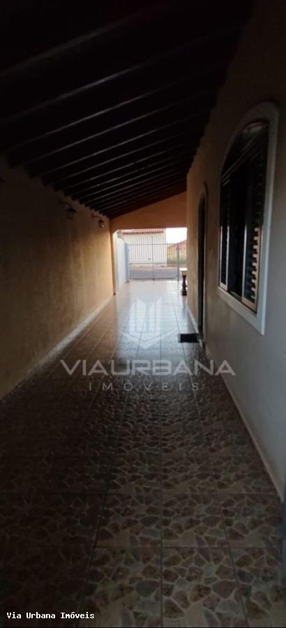 Casa à venda com 3 quartos, 158m² - Foto 14