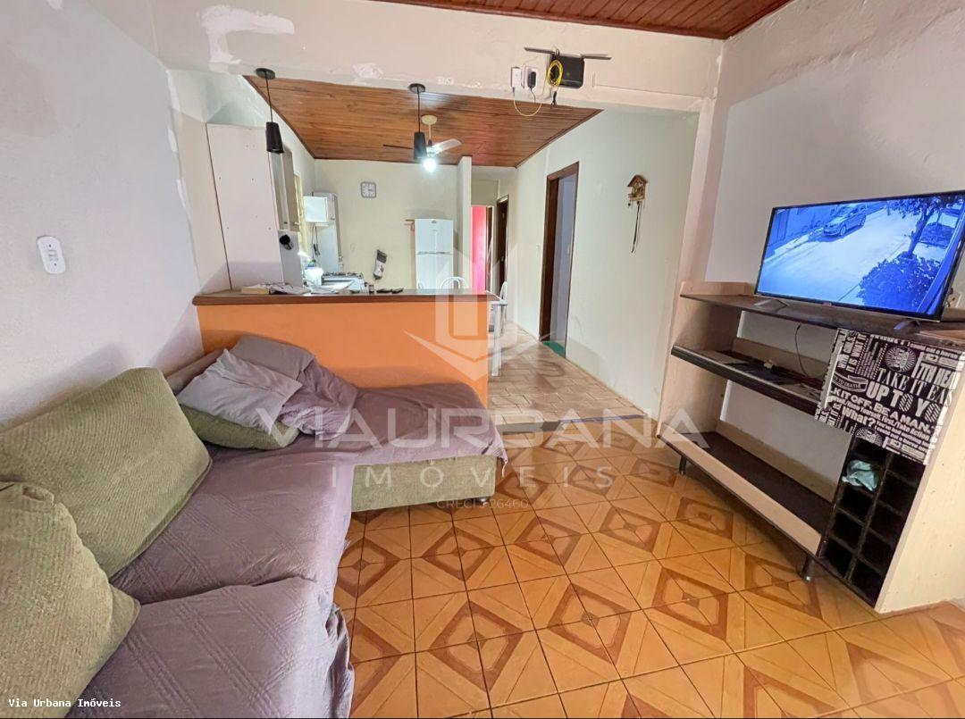 Casa à venda com 4 quartos, 200m² - Foto 1