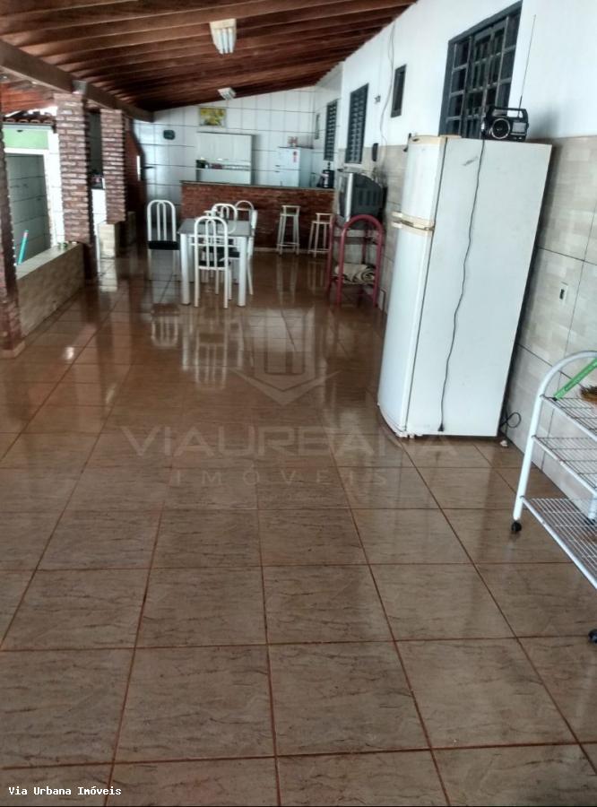 Chácara à venda com 2 quartos, 700m² - Foto 4