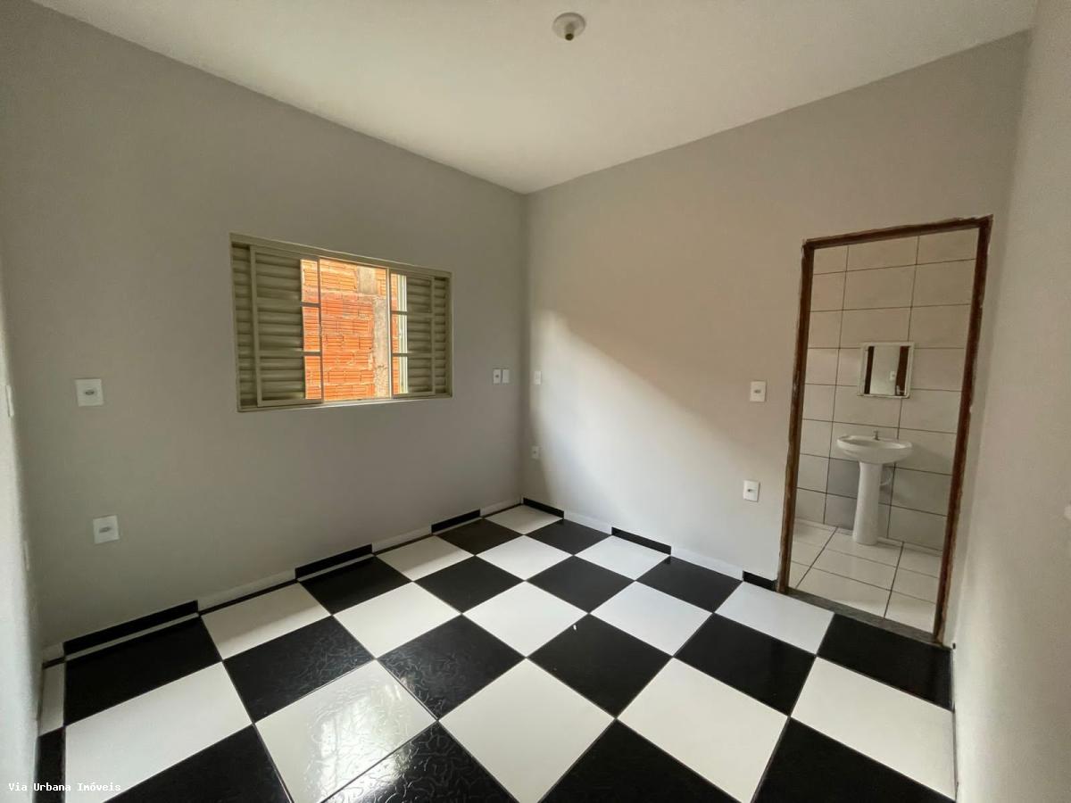 Casa à venda com 3 quartos, 300m² - Foto 8