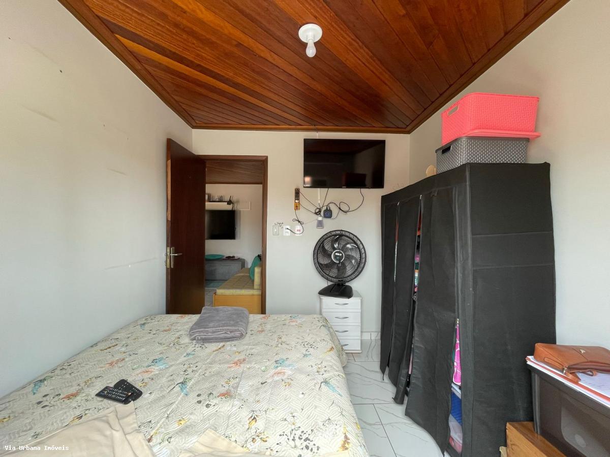 Casa à venda com 3 quartos, 200m² - Foto 9