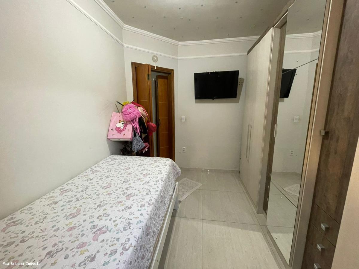 Casa à venda com 2 quartos, 140m² - Foto 7