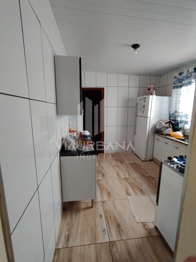 Casa à venda com 2 quartos, 125m² - Foto 2