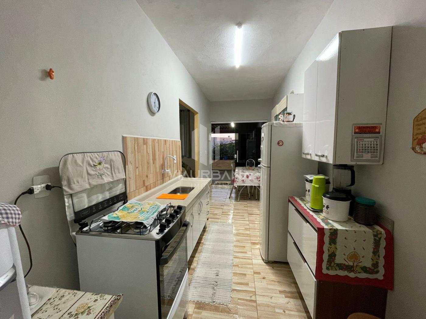 Casa à venda com 2 quartos, 250m² - Foto 6