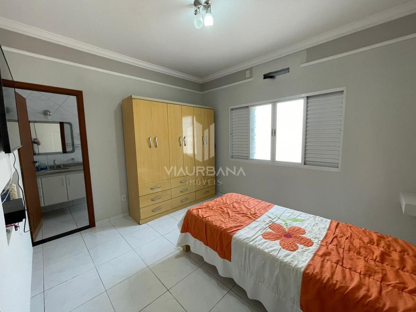 Casa à venda com 3 quartos, 360m² - Foto 5