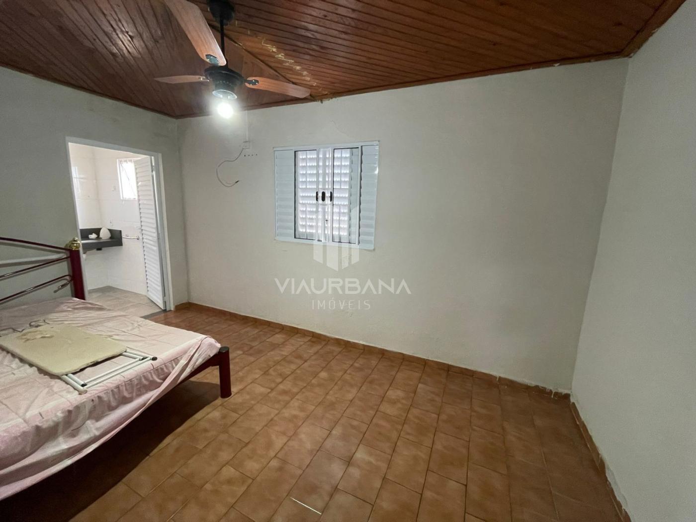 Casa à venda com 2 quartos, 200m² - Foto 5