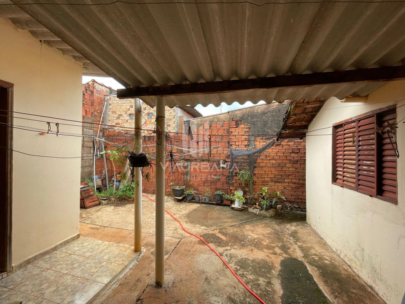 Casa à venda com 2 quartos, 200m² - Foto 6