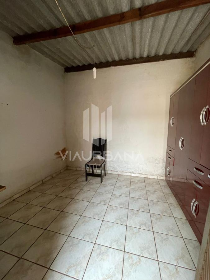 Casa à venda com 2 quartos, 200m² - Foto 10