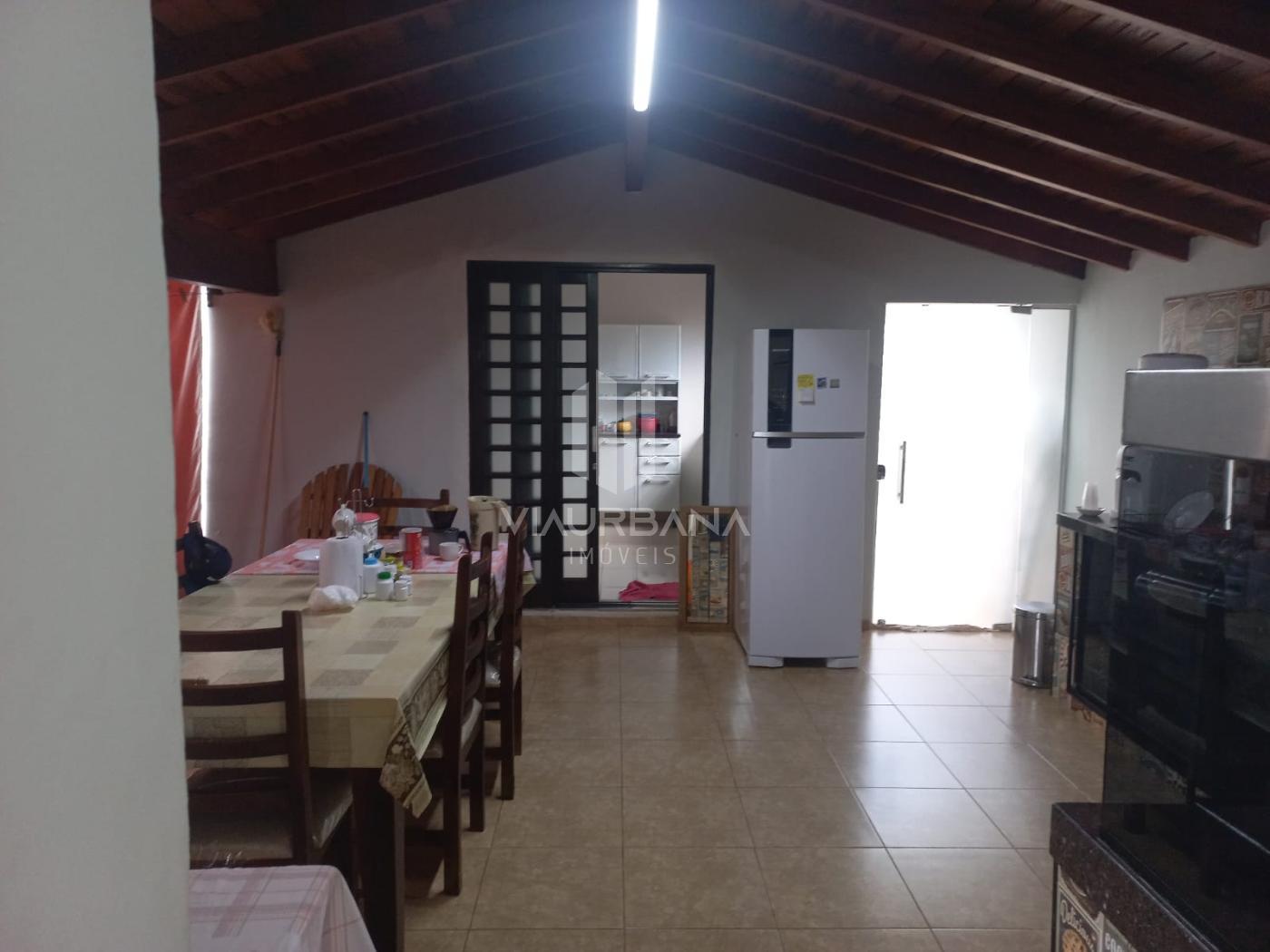 Casa à venda com 2 quartos, 360m² - Foto 9