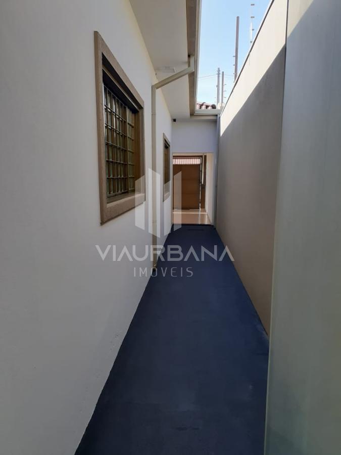 Casa à venda com 3 quartos, 275m² - Foto 2