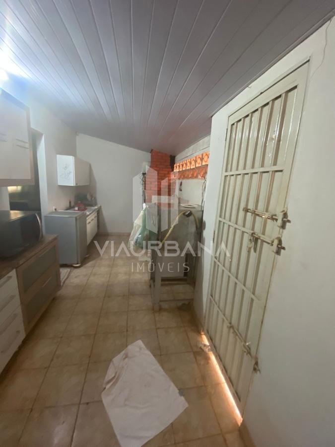 Casa à venda com 1 quarto, 600m² - Foto 11