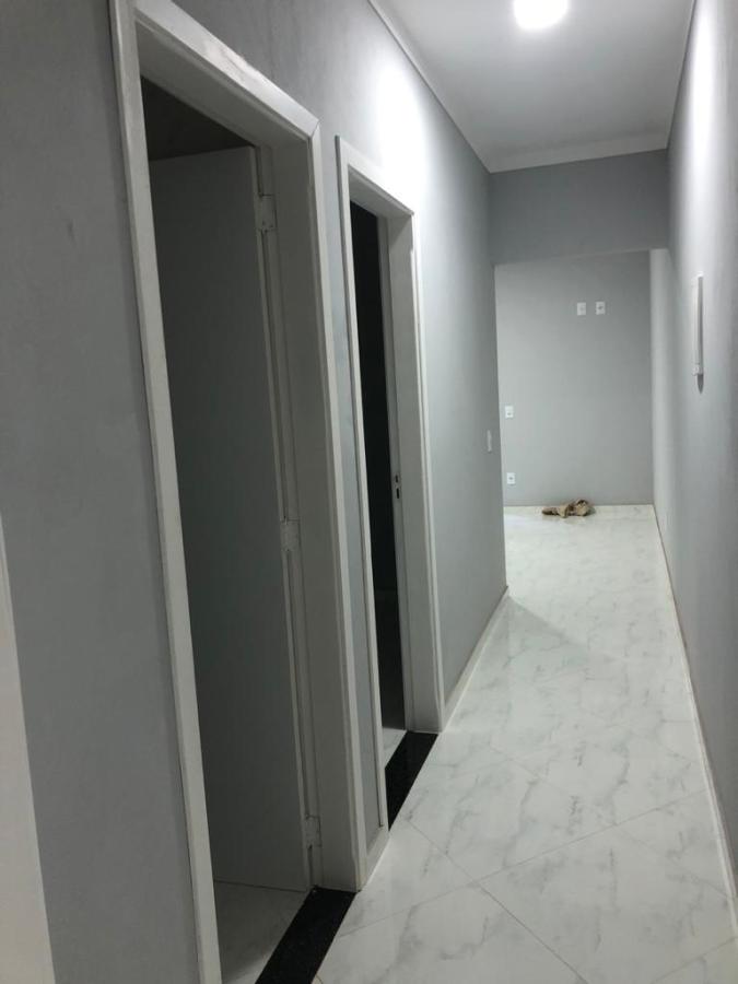 Casa à venda com 2 quartos, 70m² - Foto 5