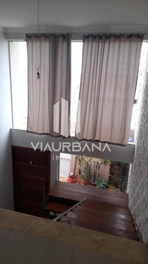 Casa à venda com 3 quartos, 250m² - Foto 12