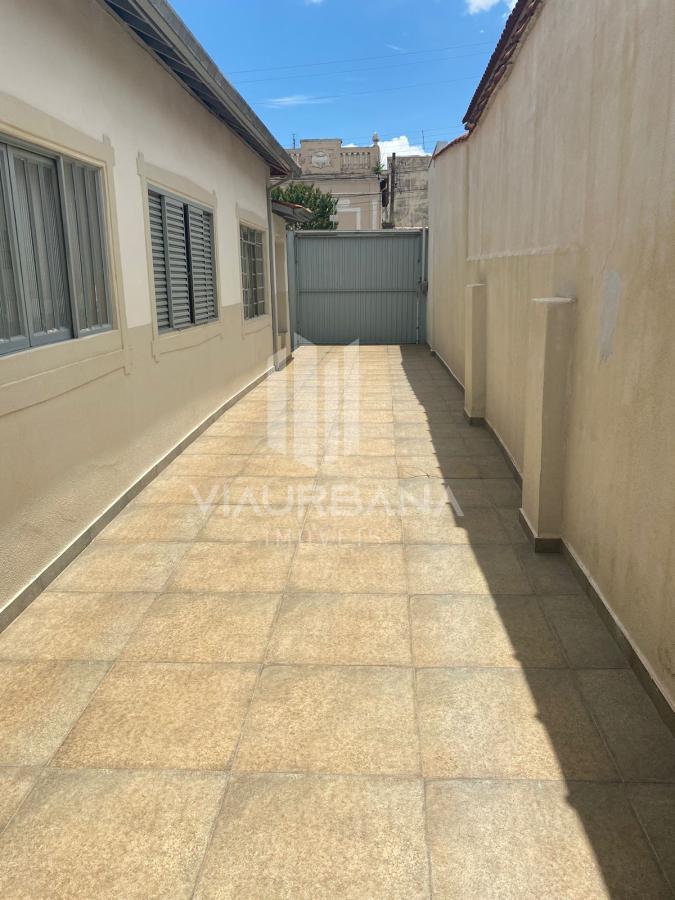 Casa à venda com 3 quartos, 340m² - Foto 12