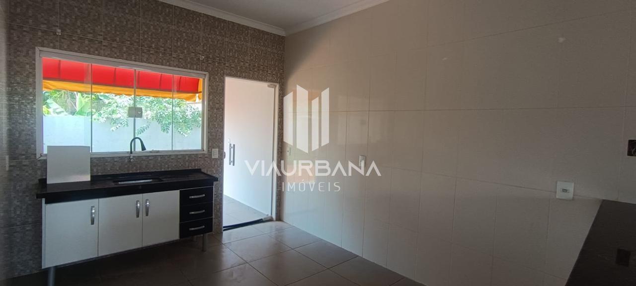 Casa à venda com 2 quartos, 200m² - Foto 14