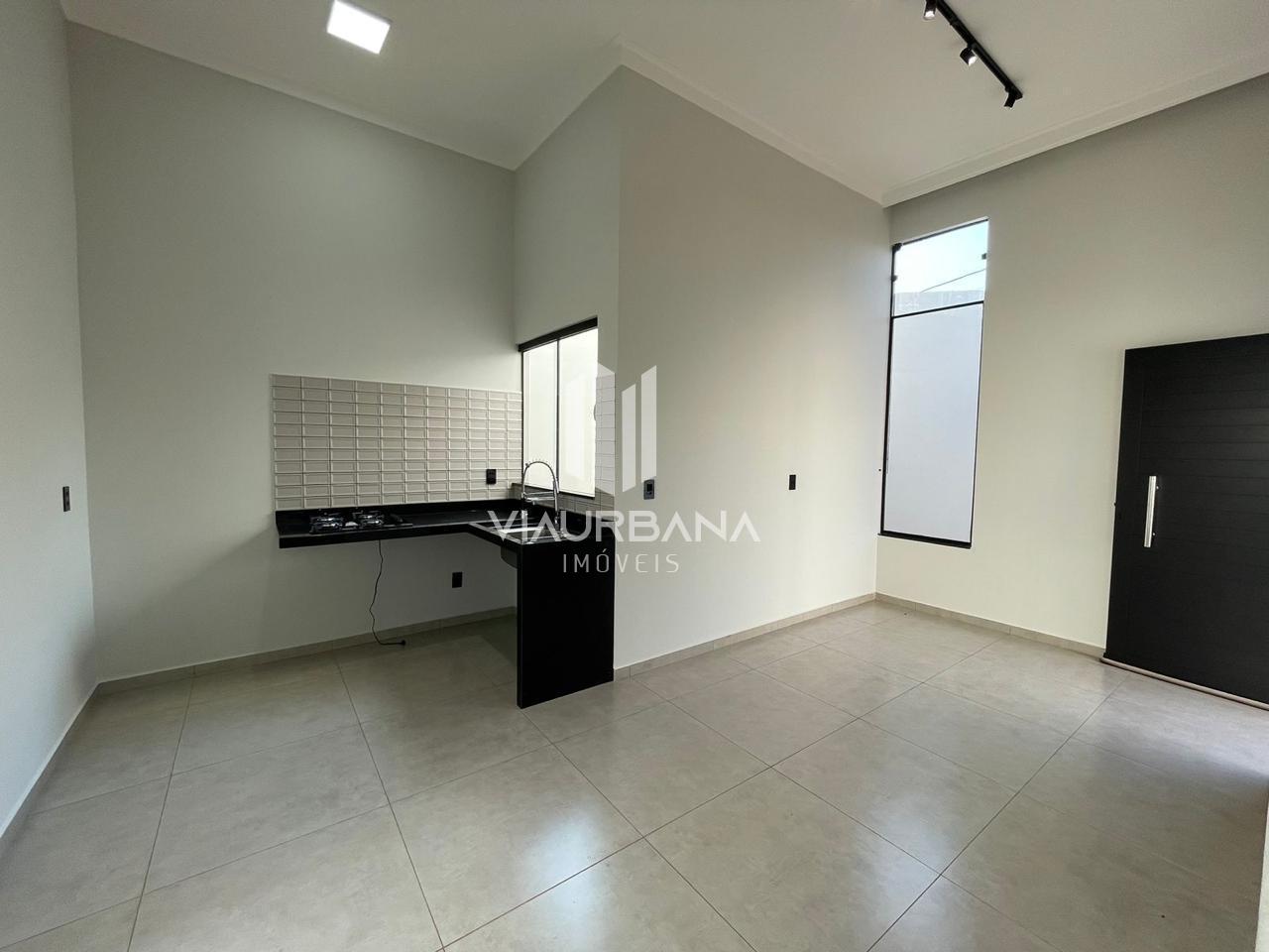 Casa à venda com 2 quartos, 135m² - Foto 1